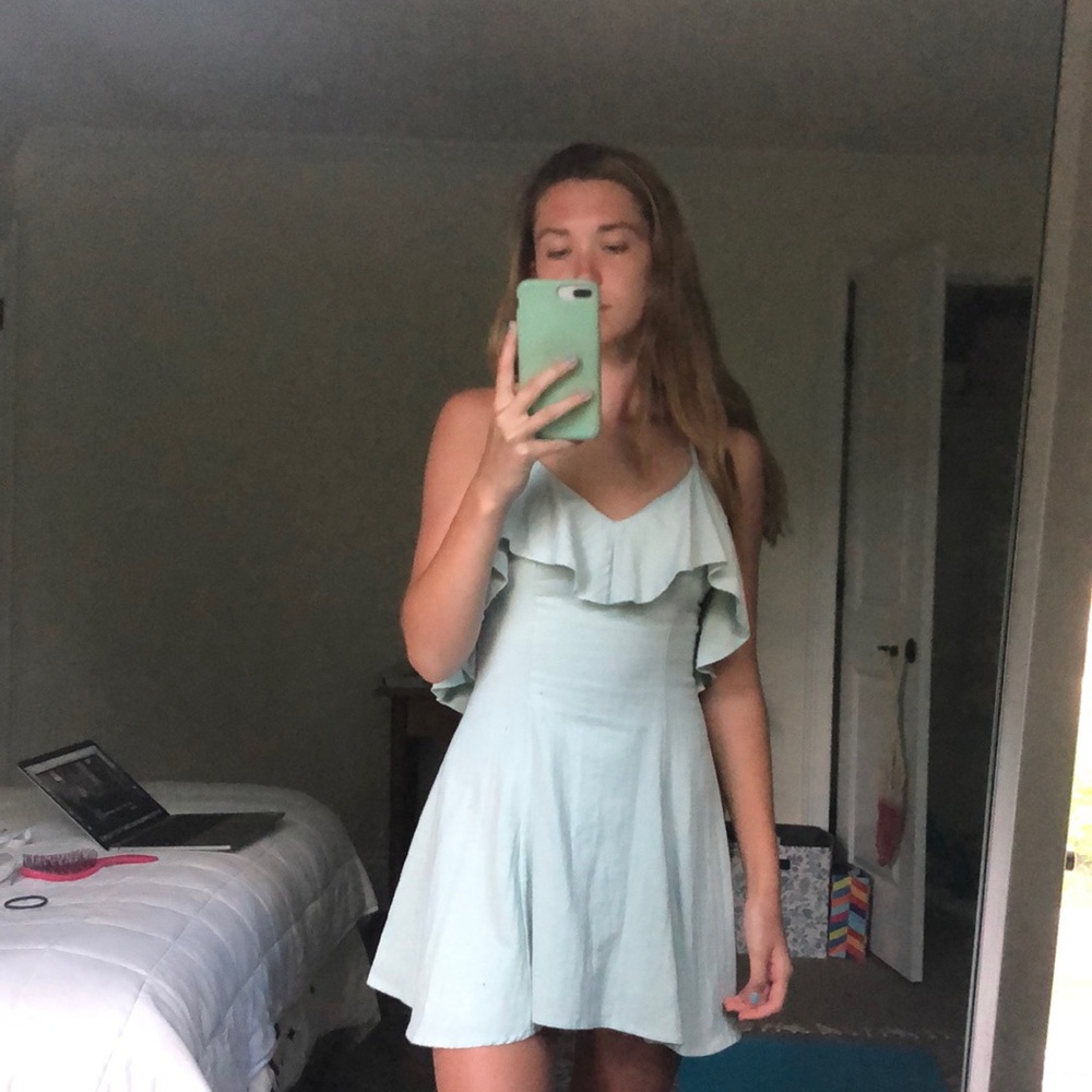 Light green dress